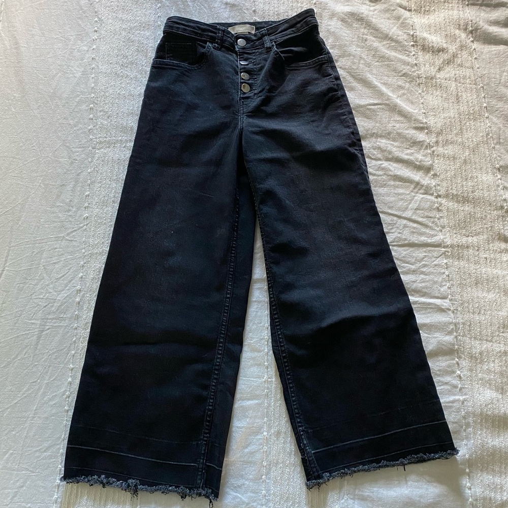 H&M Size 4 Black wide leg High rise denim